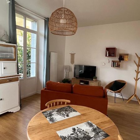 Appartement Calme Avec Balcons & Vue Sur Thermes Vichy Exteriér fotografie