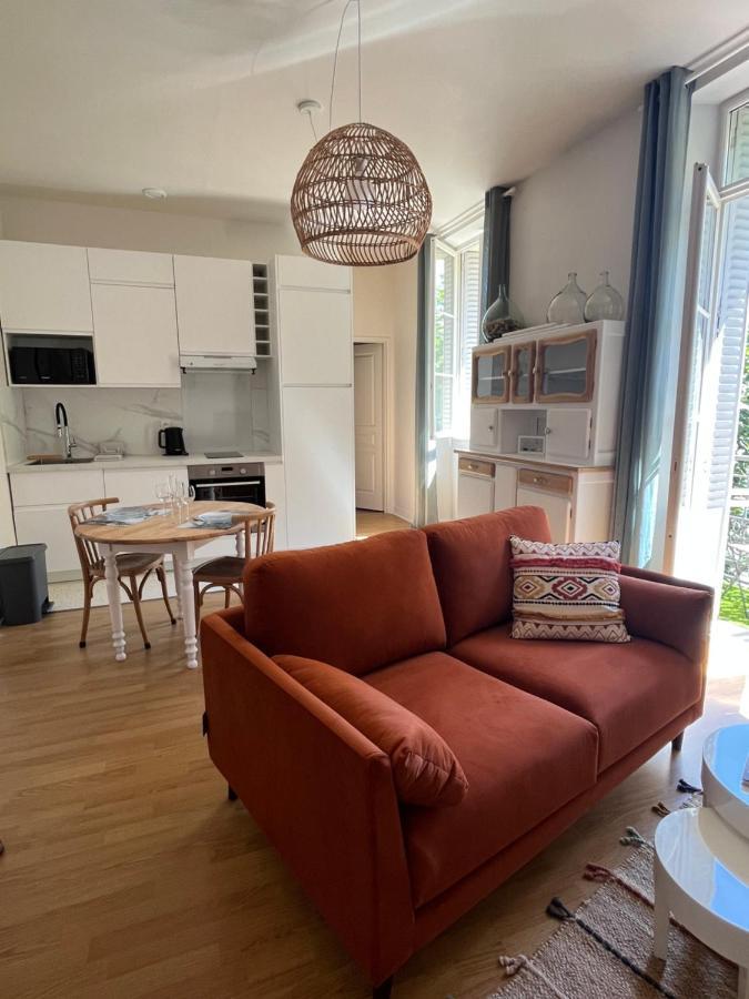 Appartement Calme Avec Balcons & Vue Sur Thermes Vichy Exteriér fotografie