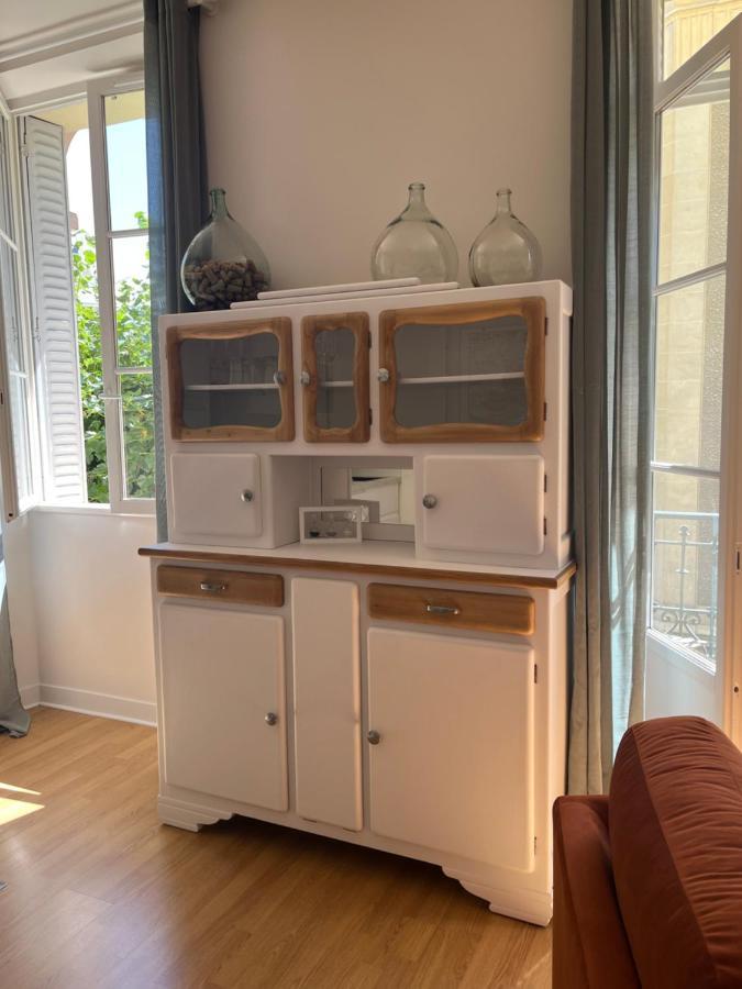 Appartement Calme Avec Balcons & Vue Sur Thermes Vichy Exteriér fotografie